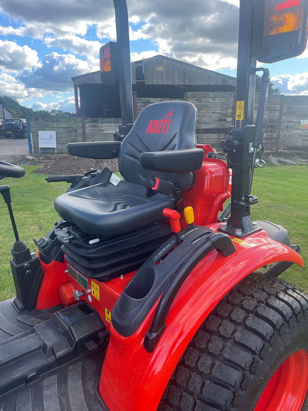 KIOTI TRACTOR CX2510H Middlewich Machinery