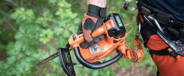 Echo 56v top handle chainsaw professional - dcs-2500t - image 3