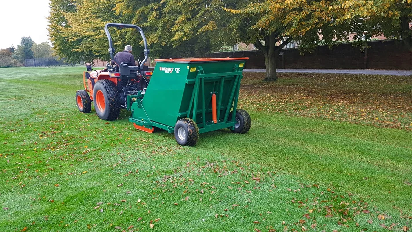 Wessex Stc Flail Collector / Sweeper Collector / Scarifier Collector Stc-120 | Stc-180 | Middlewich Machinery Wessex stc flail collector / sweeper collector / scarifier collector stc-120 | stc-180 - image 4