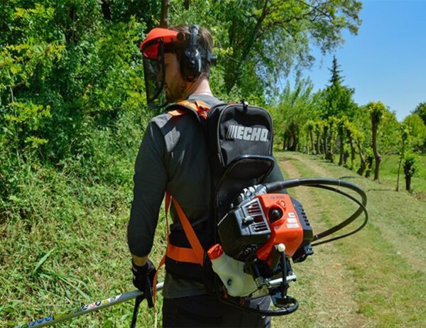 Echo 50cc brushcutter / trimmer - rm-520es - image 3