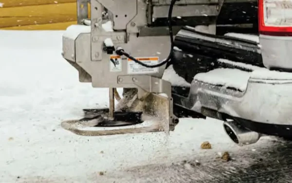 Wessex snowex 12140 helixx stainless steel spreader - image 3