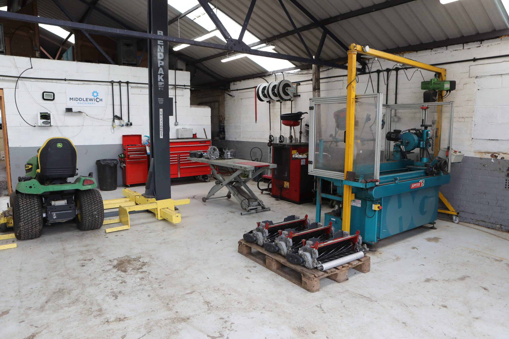 Groundcare machinery in staffordshire – sales, service & repairs | middlewich machinery
