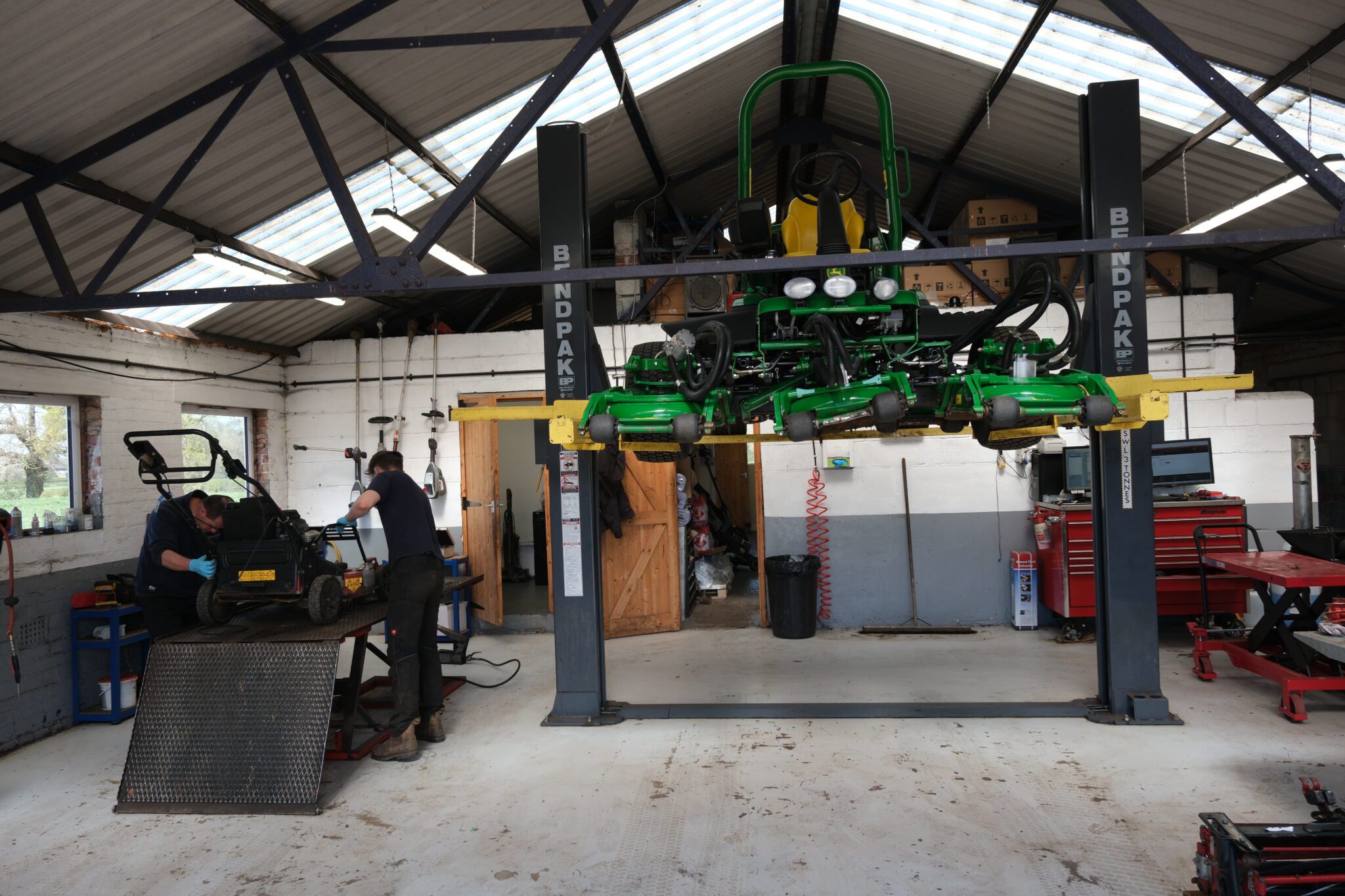 Groundcare machinery and compact tractors in lancashire | middlewich machinery