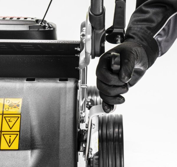 Weibang Virtue 53 Ssd Bbc | 53 Ssdx Bbc Lv Shaft Drive Lawnmower | Middlewich Machinery Weibang virtue 53 ssd bbc | 53 ssdx bbc lv shaft drive lawnmower - image 3